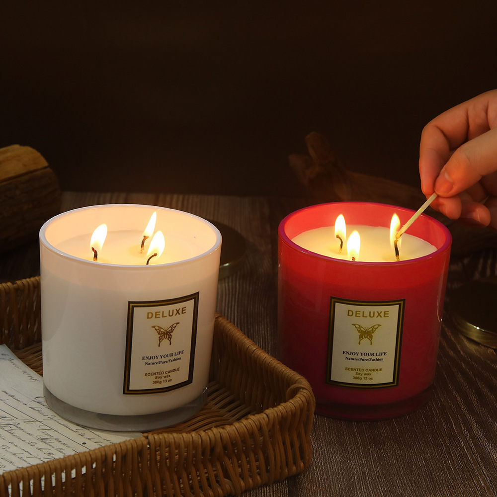 Świeca zapachowa w złotej szkl – Soy Wax recenzja i cena